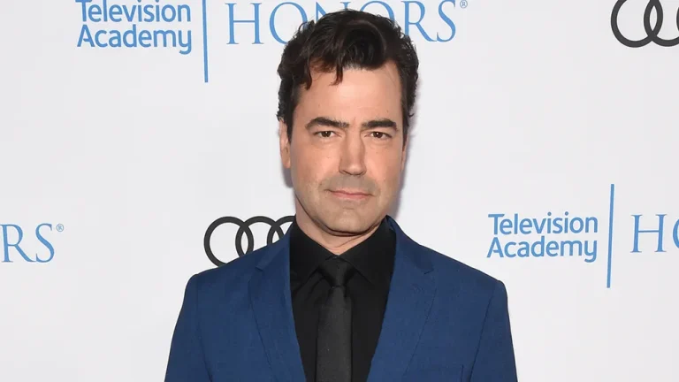 Ron Livingston Net Worth: Discover His 2024 Net Worth!