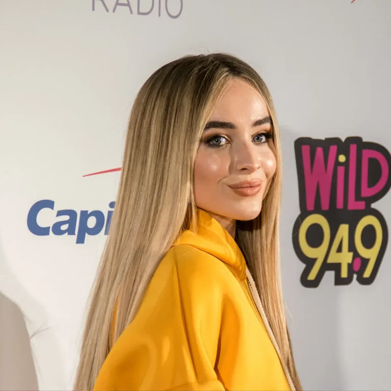 Sabrina Carpenter Height: Find Out Her Real Measurement!