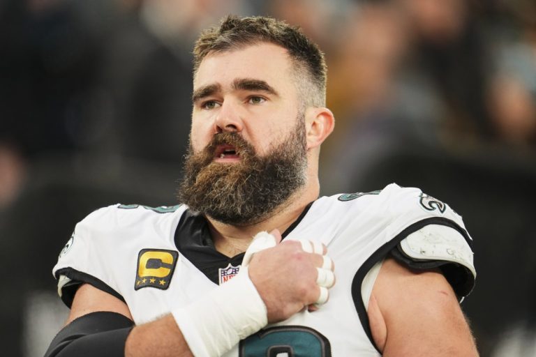 Jason Kelce Height and Weight: All the Facts Revealed!